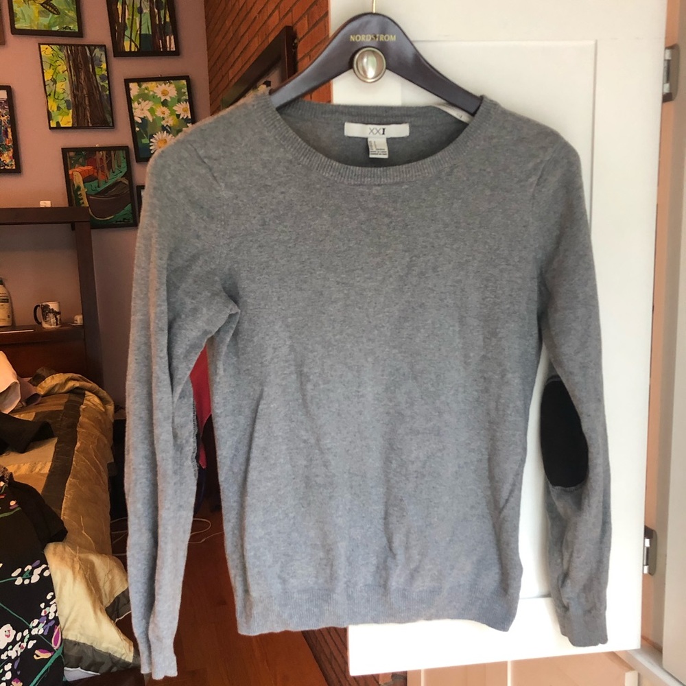 Gray sweater with Elbow pads